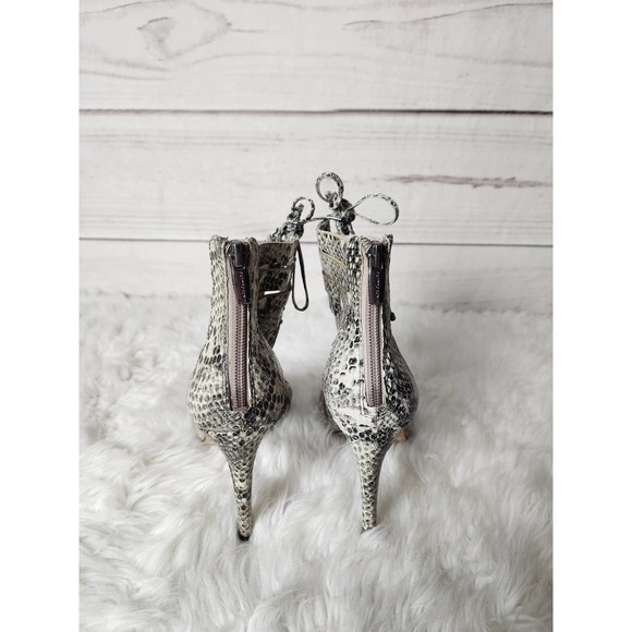 Vince Camuto‎ Womens Heels Sandals Fionna Snake Pattern Lace Up Gray Size 7M/37 - Picture 3 of 6